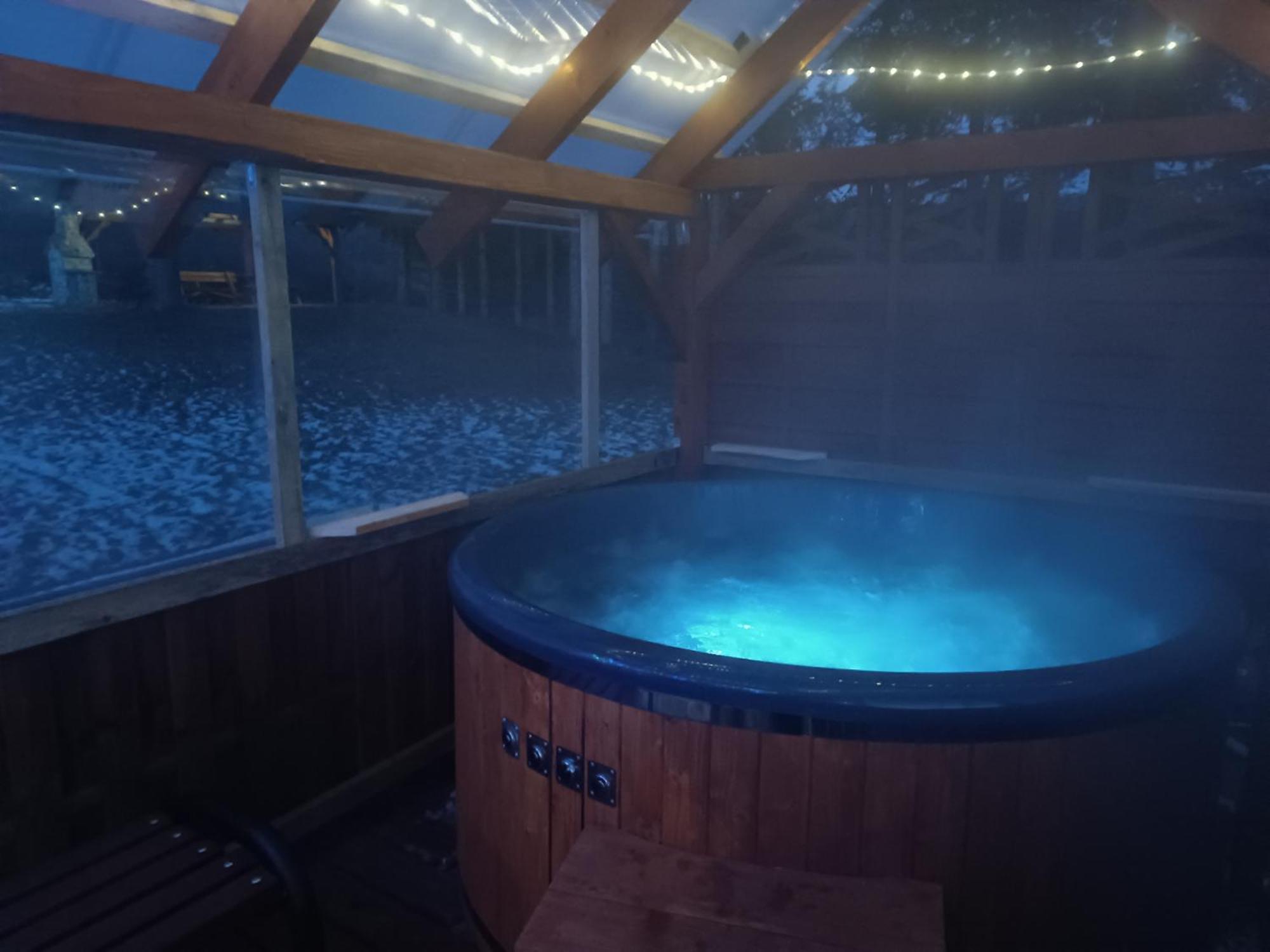 Caloroczne Domki Zacisze Hnatowego Berda W Wetlinie เวทลีนา ภายนอก รูปภาพ